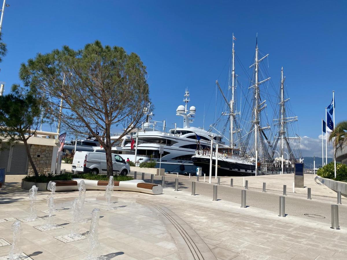 Cannes Croisette &Palm Beach,Parking Eksteriør bilde